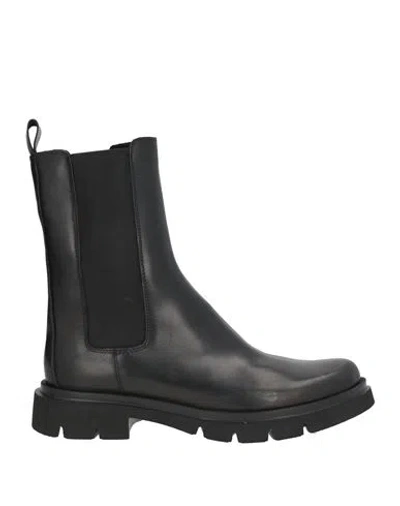 Ovyè Ovyé Woman Ankle Boots Black Size 8 Calfskin