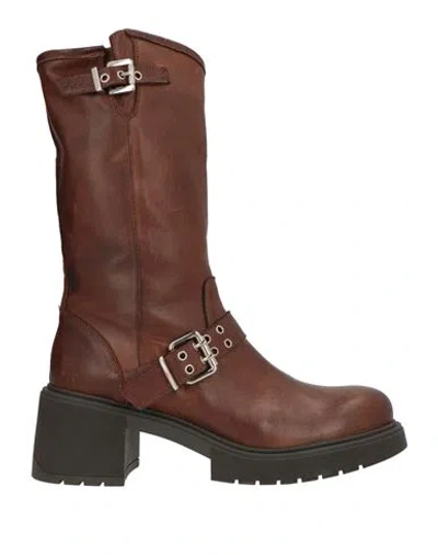 Ovyè Ovyé Woman Ankle Boots Tan Size 8 Leather In Brown
