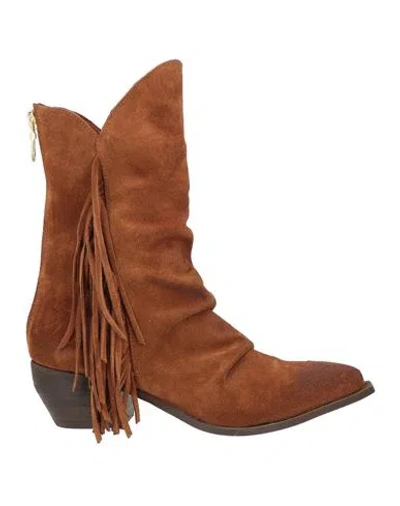Ovyè Ovyé Woman Ankle Boots Tan Size 9 Leather In Brown