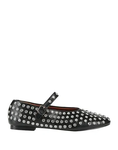 Ovyè Ovyé Woman Ballet Flats Black Size 9 Leather