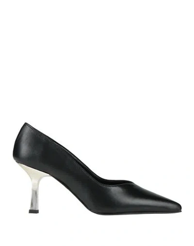 Ovyè Ovyé Woman Pumps Black Size 6 Leather In Purple