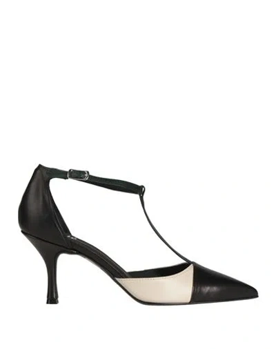 Ovyè Ovyé Woman Pumps Black Size 7 Leather
