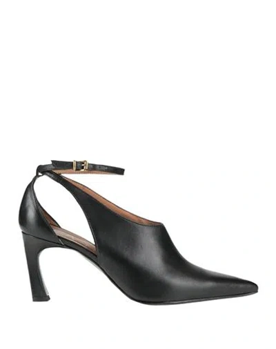 Ovyè Ovyé Woman Pumps Black Size 9 Leather