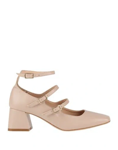 Ovyè Ovyé Woman Pumps Blush Size 8 Leather In Multi