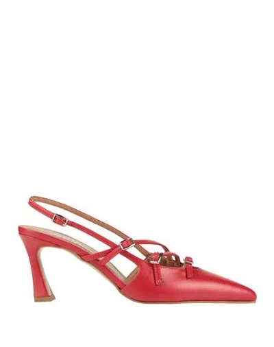 Ovyè Ovyé Woman Pumps Red Size 8 Leather