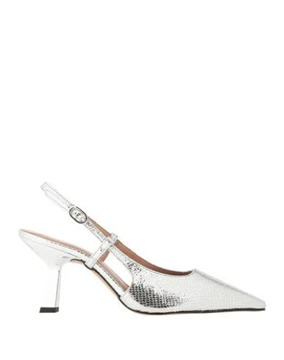 Ovyè Ovyé Woman Pumps Silver Size 8 Leather