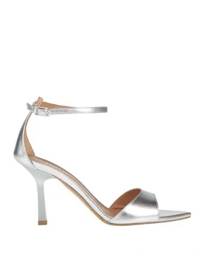 Ovyè Ovyé Woman Sandals Silver Size 8 Leather