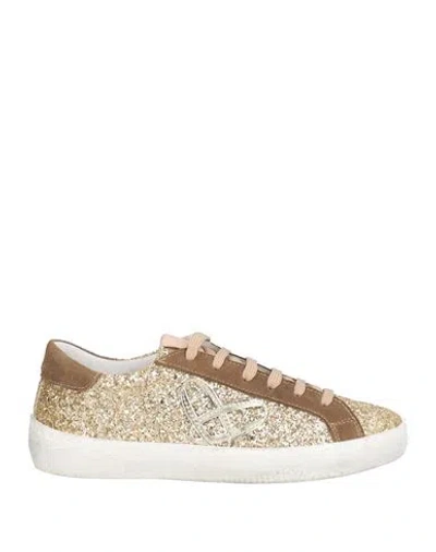 Ovyè Ovyé Woman Sneakers Platinum Size 8 Leather, Textile Fibers In Gold