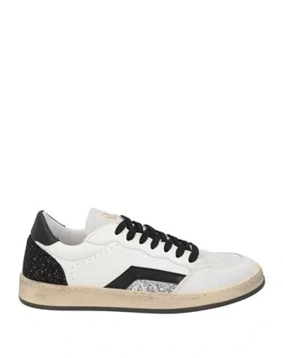 Ovyè Ovyé Woman Sneakers White Size 7 Leather