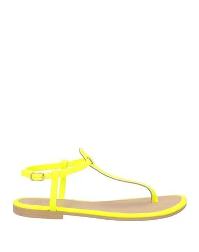 Ovyè Ovyé Woman Thong Sandal Yellow Size 7 Synthetic Material