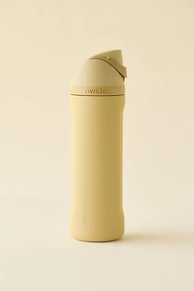 Owala Freesip 24 oz Water Bottle In Autumn Vista At Urban Outfitters In Yellow