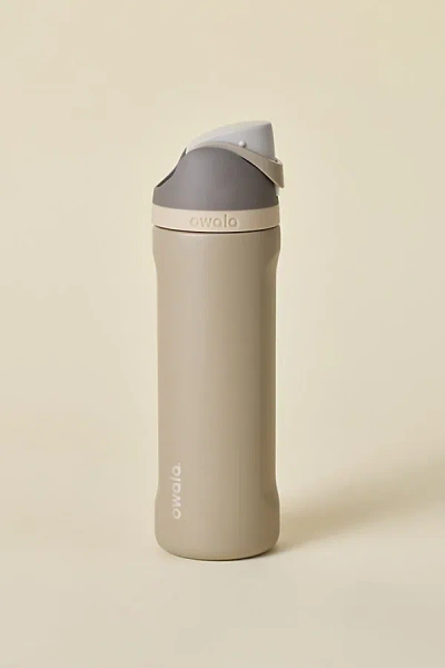 Owala Freesip 24 oz Water Bottle In Down To Earth At Urban Outfitters In Neutral