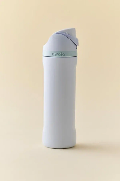 Owala Freesip 24 oz Water Bottle In Open Air At Urban Outfitters