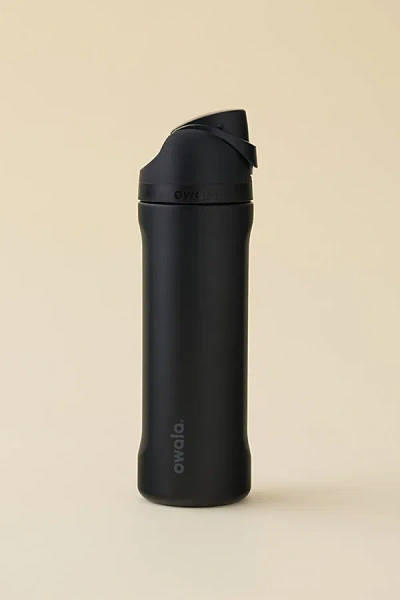 Owala Freesip 24 oz Water Bottle In Very Very Dark At Urban Outfitters
