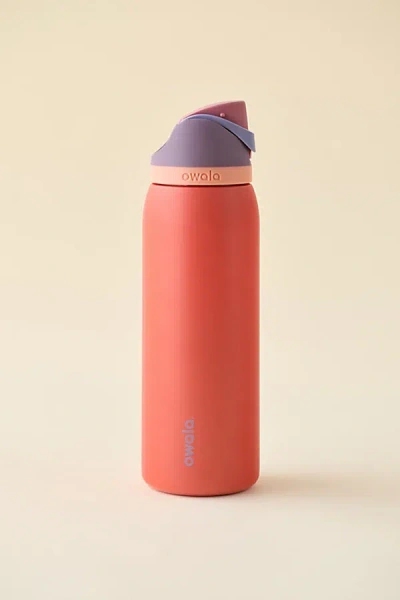 Owala Freesip 40 oz Water Bottle In Terracotta Sunset At Urban Outfitters In Orange