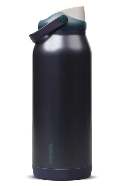 Owala Freesip Sway 64-ounce Insulated Water Bottle In Blue