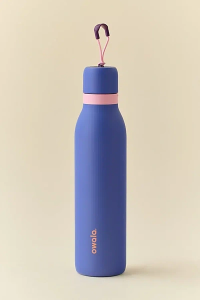 Owala Freesip Twist 24 oz Water Bottle In Blue Jay At Urban Outfitters In Purple