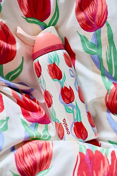 Owala Uo Exclusive Freesip 32 oz Water Bottle In Tulip Bouquet At Urban Outfitters