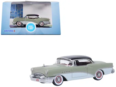 Oxford Diecast 1955 Buick Century Windsor Gray And Dover White With Carlsbad Black Top 1/87 (ho) Scale Diecast Mode In Green