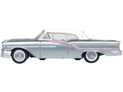 Oxford Diecast 1957 Oldsmobile 88 Convertible (top-up) Juneau Gray With White Top And Red Interior 1/87 (ho) Scale