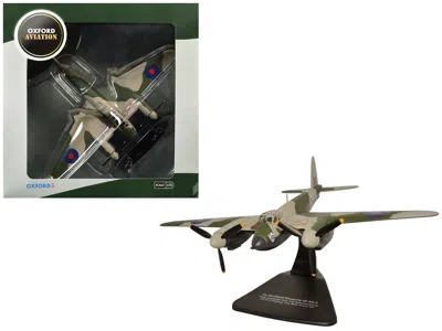 Oxford Diecast De Havilland Mosquito Nf Mkii Aircraft "wing Commander Peter G. Wykeham-barnes No. 23 Squadron Luqa  In Multi