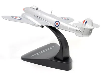 Oxford Diecast Gloster Meteor F3 Jet Fighter 5897 M Raf Hednesford Staffordshire England "oxford Aviation" Series 1