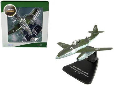 Oxford Diecast Messerschmitt Me262a-1a Jet Pilot: Generalleutnant Adolf Galland Jv 44 (1945) "oxford Aviation" Seri In Green
