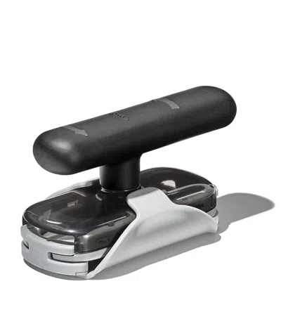 Oxo Good Grips Twisting Jar Opener In Black