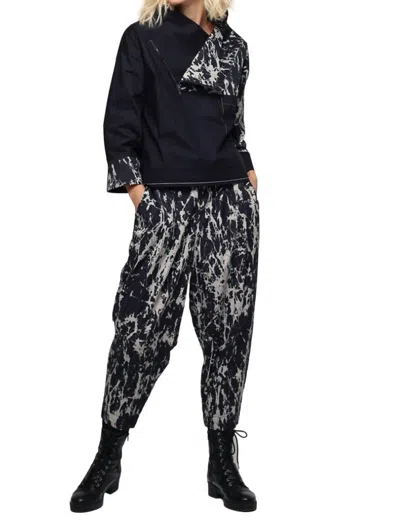 Ozai N Ku Splash Pants In Black In Gray