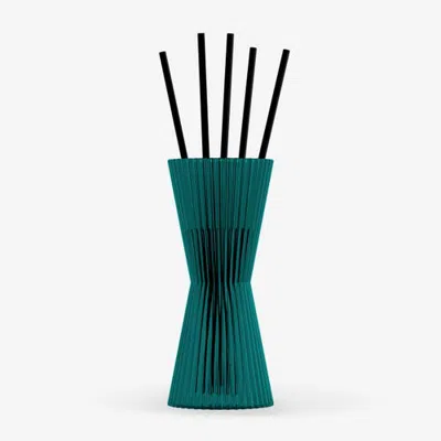 Ozaiz Aiz Reed Diffuser In Cedar & Black Cherry In Green