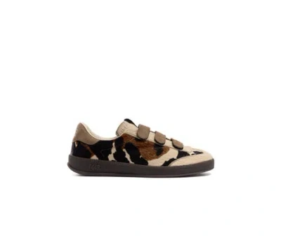P448 Capri Sneaker In Brown