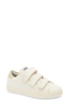 P448 John Low Top Sneaker In White