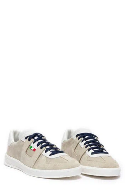P448 Monzaat Low Top Sneaker In Beige/white