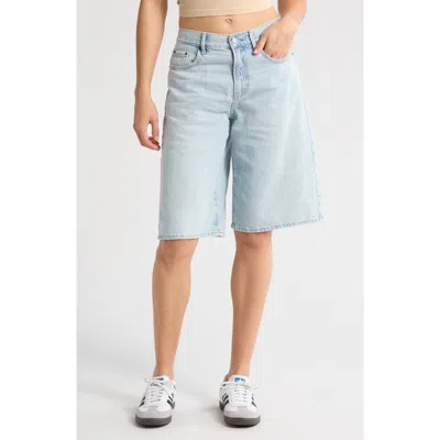 Pacsun Sylvie Denim Bermuda Shorts In Med Wash