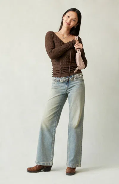 Pacsun Women's Zoe Low Rise Girlfriend Jeans Light Blue Tint In Medium Indigo In Burgundy