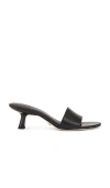 Paige Fallyn Sandal In 黑色