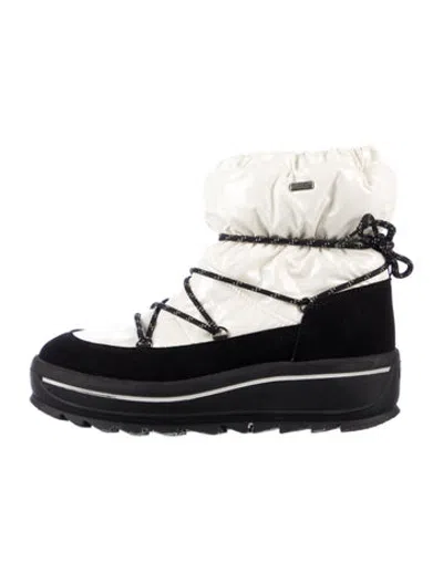 Pre-owned Pajar Suede Snow Boots In Black/white
