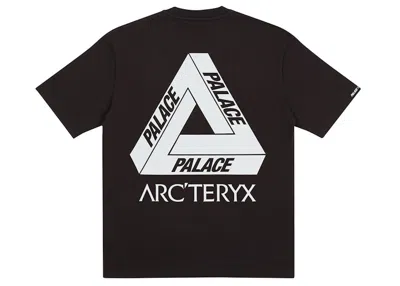 Pre-owned Palace Men's  Arc'teryx T-shirt In Black