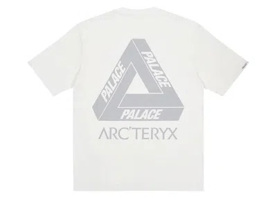 Pre-owned Palace Men's  Arc'teryx T-shirt In White