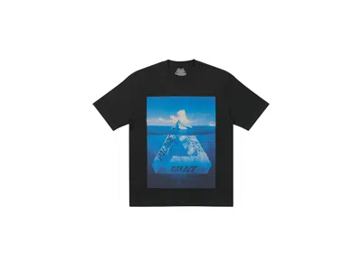 Pre-owned Palace Men's  Bergferg T-shirt In Black