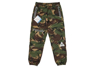 Pre-owned Palace Men's  Goretex Infinium Ptech Joggers In Camo In Multi