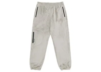 Pre-owned Palace Men's  Polartec High Loft Bottoms In Grey
