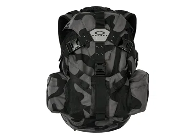 Pre-owned Palace Men's  X Oakley Icon Backpack In Night Clouds