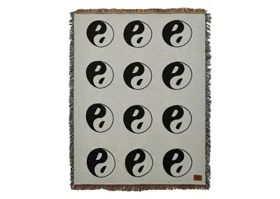 Pre-owned Palace Men's  Yin Yang Tapestry Blanket In White/black In Multi