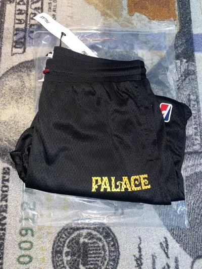 Pre-owned Palace Mesh Practice Shorts Black (medium)