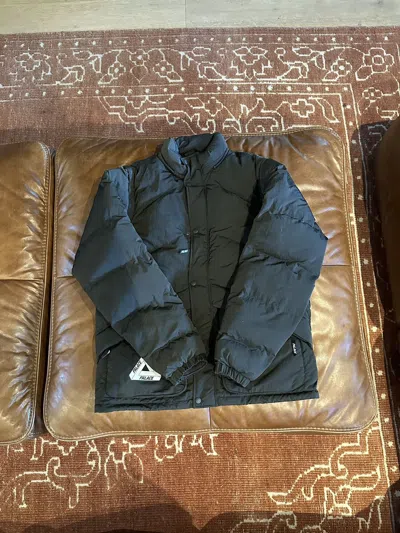 Pre-owned Palace Puffer In Black