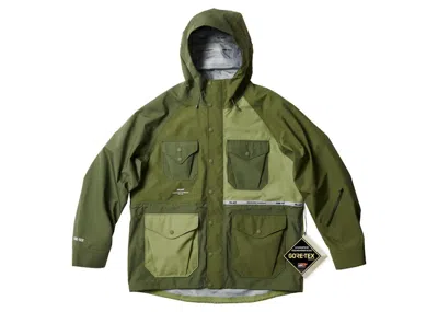 Pre-owned Palace X Engineered Garments Goretex Field Parka In Jacket Olive