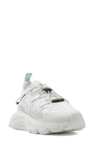 Palladium Thunder Lite Platform Trainer In Star White