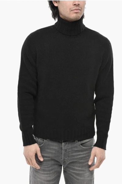 Palm Angels Turtleneck Sweater Curved Logo With Jacquard Logo In Black
