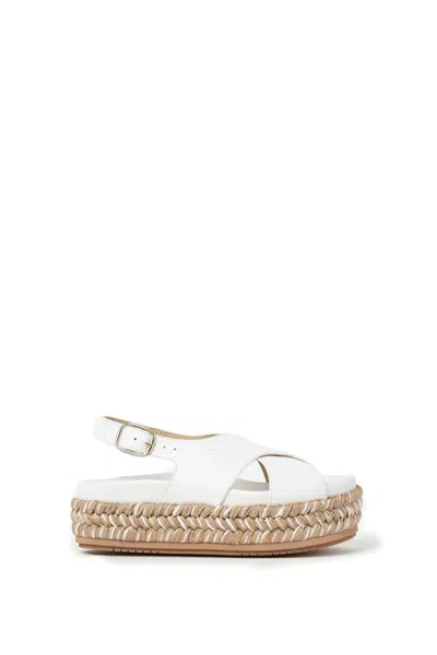 Paloma Barceló Flat Sandals In White